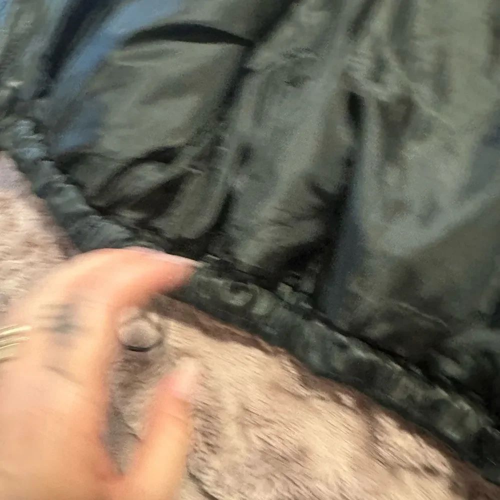 Black Puffer Jacket - Picture 4 of 7